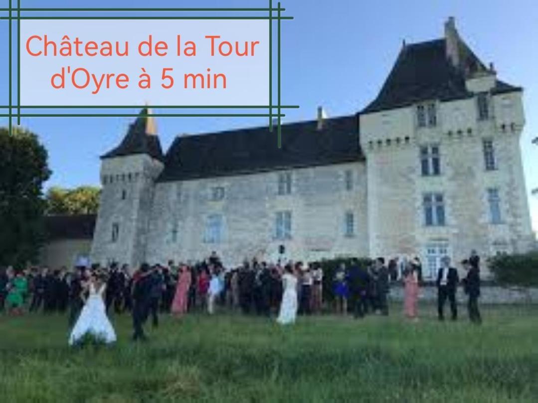 Gite De Charme Dans Un Cadre Calme Et Reposant Châtellerault Esterno foto
