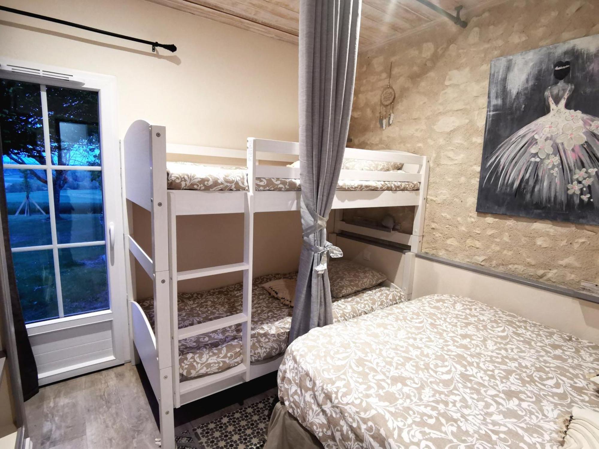 Gite De Charme Dans Un Cadre Calme Et Reposant Châtellerault Esterno foto