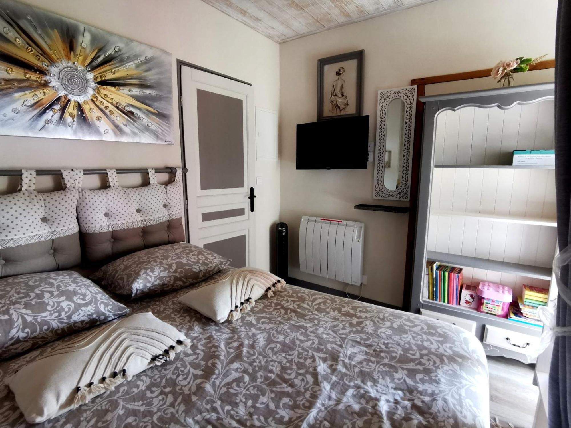 Gite De Charme Dans Un Cadre Calme Et Reposant Châtellerault Esterno foto